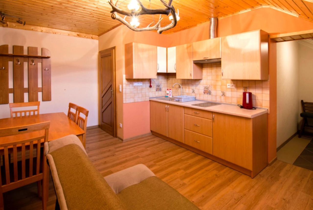 Apartments Kalyn Svoboda nad Upou Ngoại thất bức ảnh
